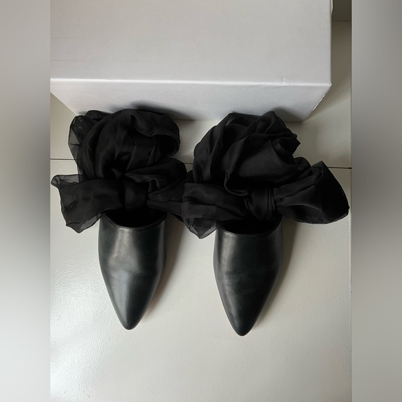 Vince Cruise Flats - Black - Worn Once - 7 - Picture 6 of 7
